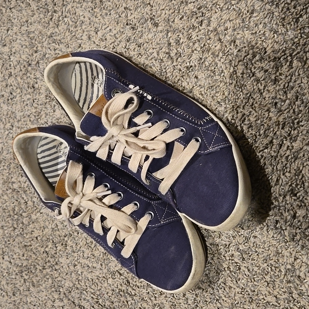 Taos Shoes